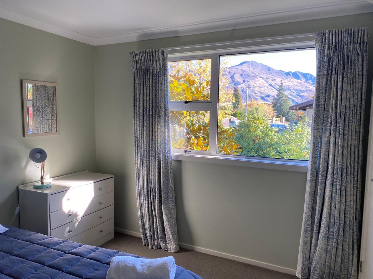Amazing Aubrey, Walk To Bremner Bay Villa Wanaka Exteriör bild